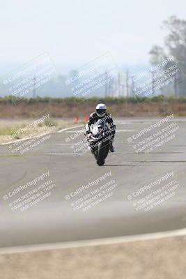 media/Sep-20-2025-TrackDaz (Sat) [[27f0cde673]]/A Group/2pm (Turn 9)/